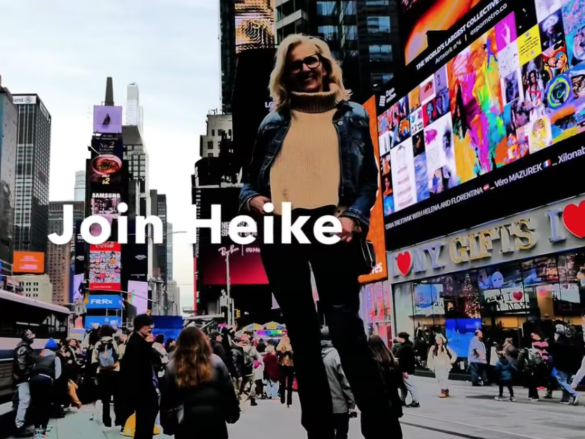 Heike Flint enjoys Expo Metro @ Times Square New York City